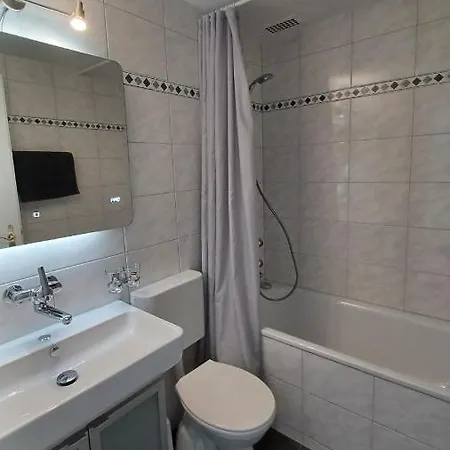 Buenda Apartment Davos